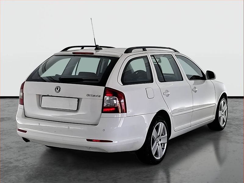 Škoda Octavia (2012) Ambition 2.0 TDI, Automat - fotka 5 z 18