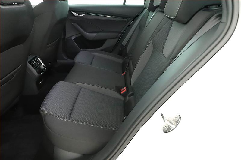 Škoda Octavia (2025) 1.5 eTSI mHEV, SELECTION - fotka 7 z 20