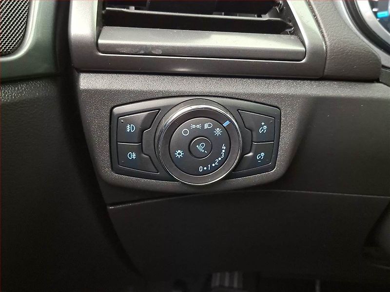 Ford Mondeo (2015) 2.0 TDCI, Tempomat - fotka 19 z 20