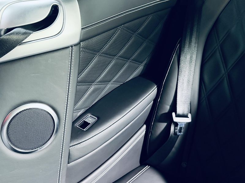 Bentley Continental GT (2012) 6.0 W12 MAX Výbava  - fotka 41 z 48