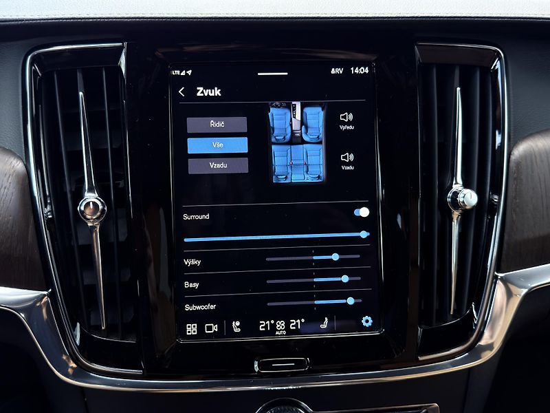 Volvo V90 CrossCountry B5 AWD //POLESTAR - fotka 42 z 45