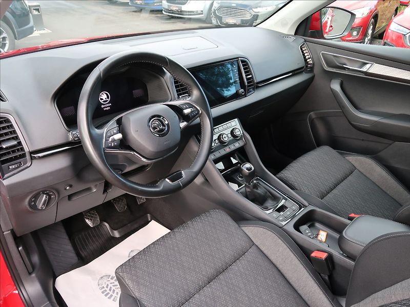Škoda Karoq 2,0 TDi,1majČR,Style,Serv.,DPH - fotka 9 z 26