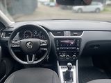 Škoda Octavia 1,6 TDI 85 Ambition - náhled 9