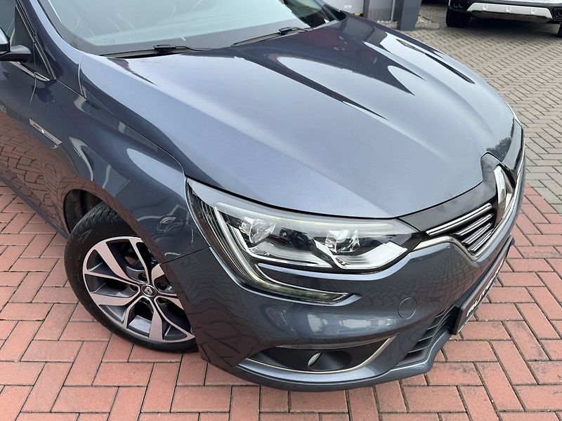 Renault Mégane (2016) 1.6dCi Bose Navi Polokůže - fotka 37 z 50