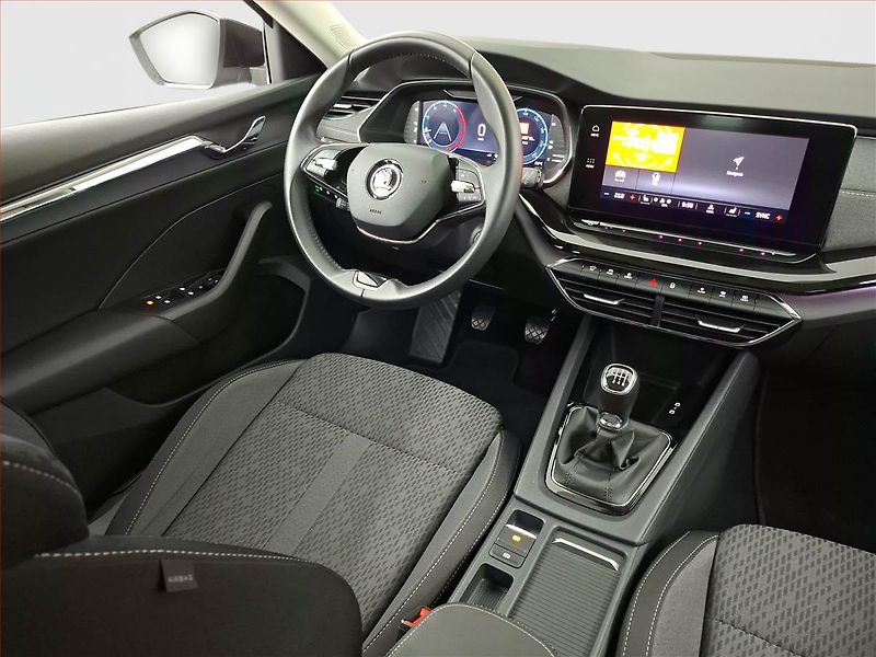 Škoda Octavia (2022) 2.0 TDI - fotka 7 z 17