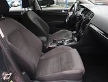 Volkswagen Golf (2019) Highline 2.0 TDI, Automat - náhled 9