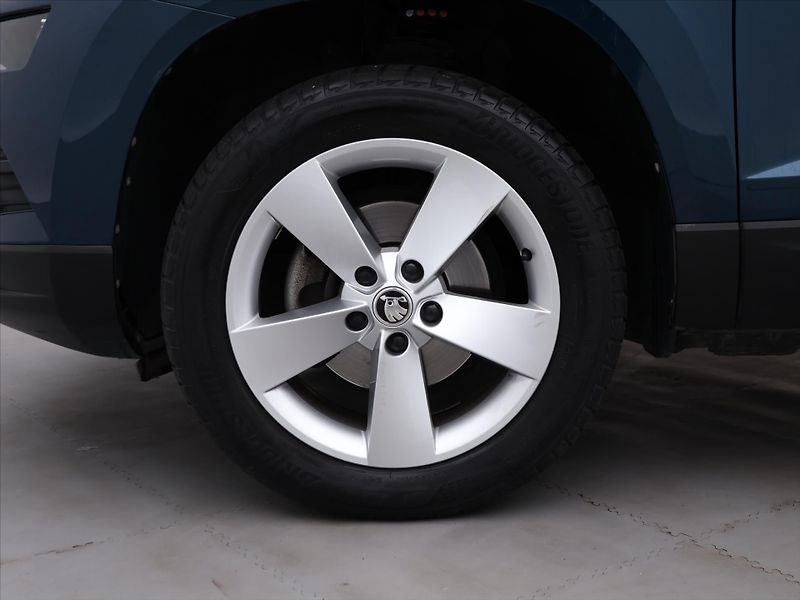 Škoda Karoq 1,5 TSI 110kW Style Plus DPH C - fotka 27 z 34