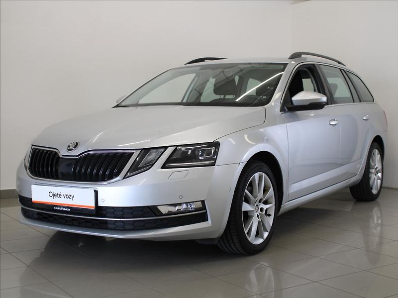 Škoda Octavia 1,6 TDi Style Kessy 1.maj ČR - fotka 1 z 24