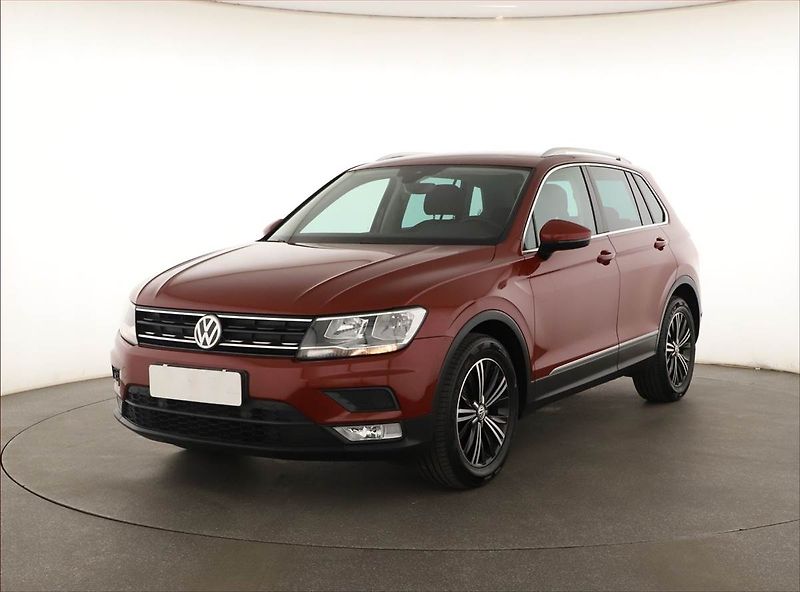Volkswagen Tiguan (2017) 1.4 TSI, Tempomat - fotka 2 z 18
