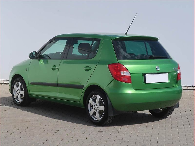 Škoda Fabia (2010) 1.2 TSI, Serv.kniha, Tempomat - fotka 4 z 15