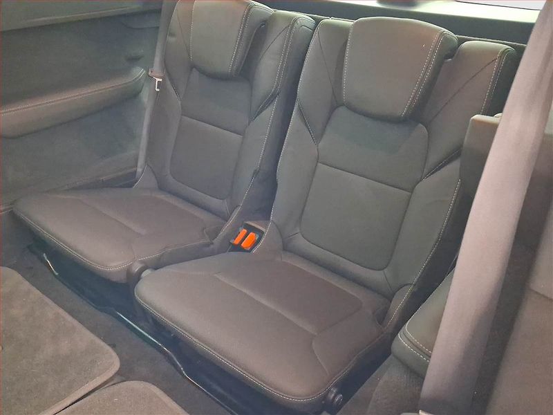 Renault Espace (2016) 1.6 dCi, Automat, 7 míst, Kůže - fotka 28 z 31
