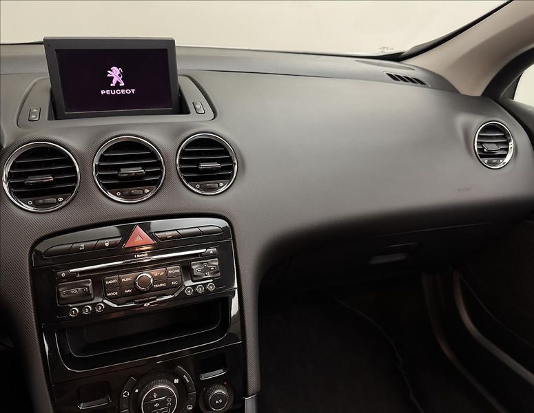 Peugeot 308 1,6 KABRIO DPH NAVI SERVIS  CC - fotka 18 z 39