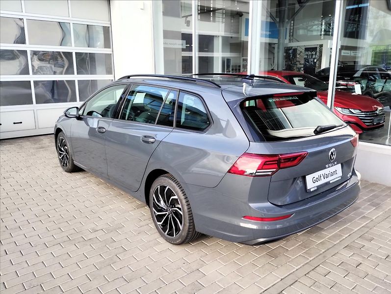 Volkswagen Golf Variant 1,5 eTSI 7DSG mHEV  Life - fotka 7 z 17