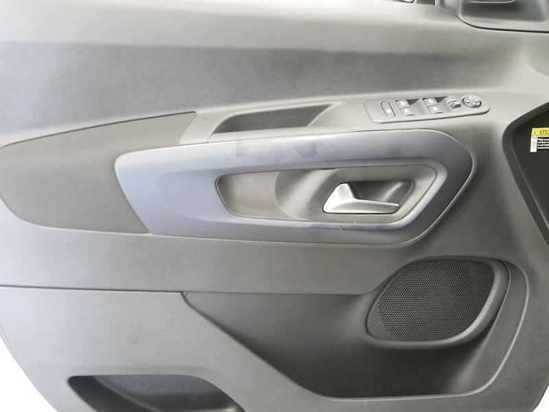 Peugeot Rifter - fotka 12 z 24