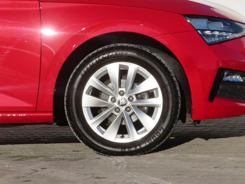 Škoda Scala (2023) Ambition 1.0 TSI, Tempomat - fotka 13 z 14