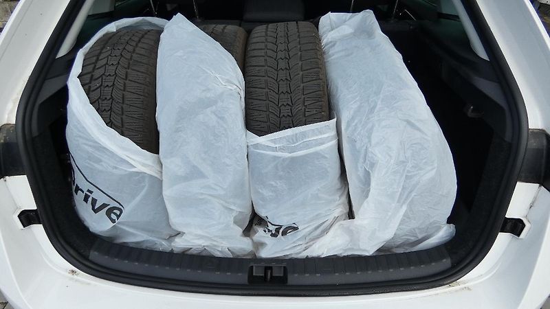 Škoda Scala 1.0 TSI Style - fotka 21 z 23