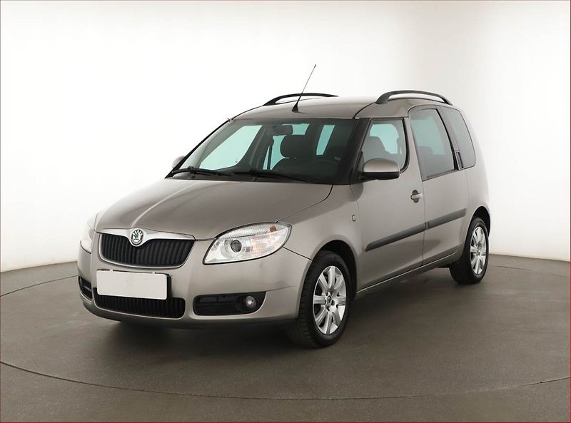 Škoda Roomster (2009) Style 1.6 16V, Serv.kniha - fotka 2 z 12