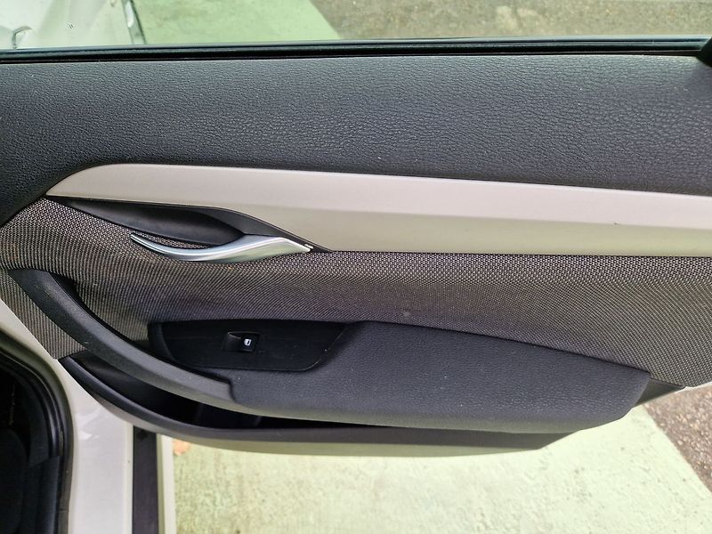 BMW X1 2.0i, 110kW, sDrive - fotka 24 z 32