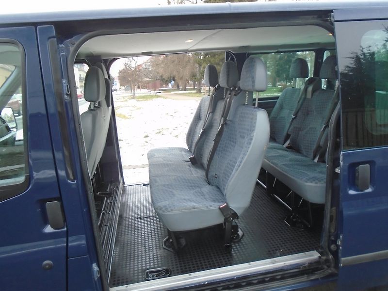 Ford Transit (2011) 2.2 TDCi L2H1 9 míst 5 dveří - fotka 11 z 31