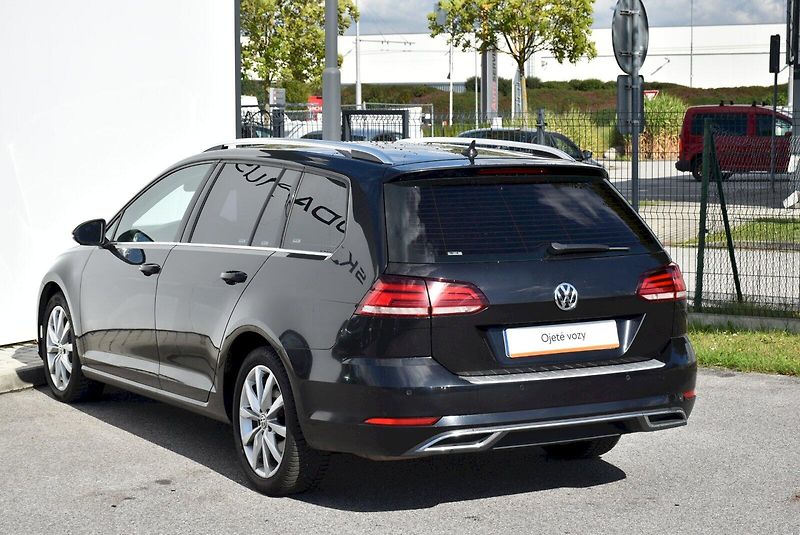 Volkswagen Golf (2021) Tdi DSG - fotka 8 z 23