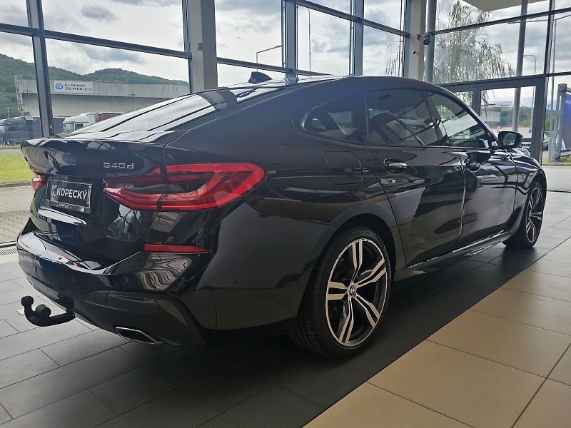 BMW Řada 6 640d xDrive - fotka 8 z 32