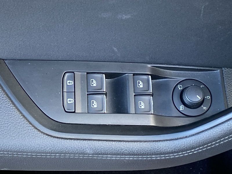 Škoda Superb (2023) Combi 2.0 TDI 4x4 DSG L&K - fotka 28 z 41