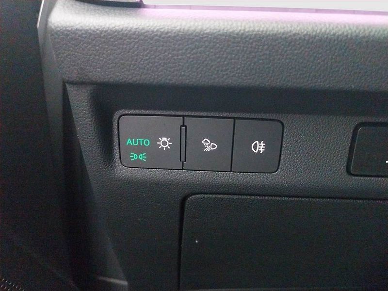 Škoda Enyaq (2022) iV 60 (62 kWh) - fotka 21 z 24
