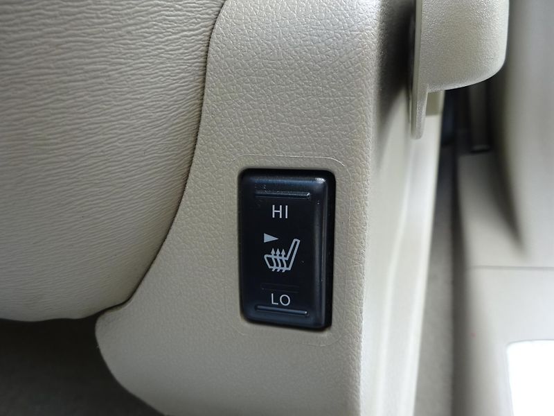Renault Koleos 2.0dCi 110kW AUTOMAT 4x4 ČR - fotka 28 z 32