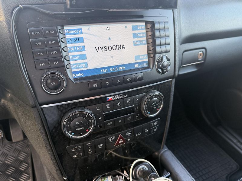 Mercedes-Benz Třídy M ML 320 CDI   4 Matic - fotka 29 z 34