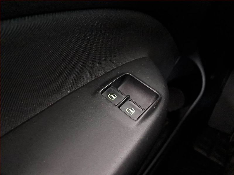 Škoda Octavia (2007) 1.9 TDI, Serv.kniha - fotka 16 z 16