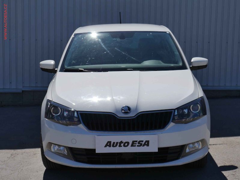 Škoda Fabia (2015) 1.2 TSI, ČR, LED, AC, temp - fotka 2 z 19