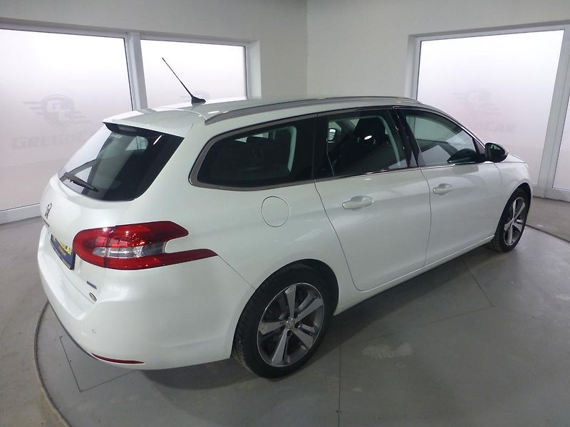 Peugeot 308 (2016) 1,6HDI*NAVIGACE*ALU**FULL LED* - fotka 5 z 26
