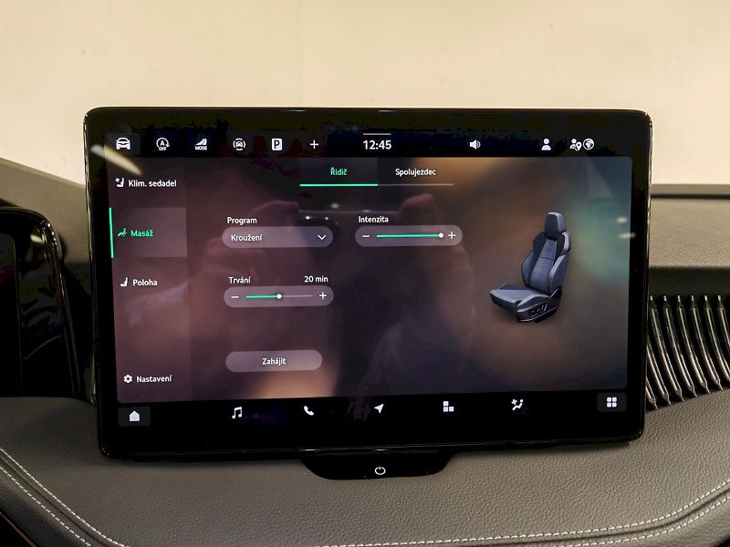 Škoda Superb (2026) 2.0 TSI 195 kW DSG 4x4 Sportli - fotka 14 z 31