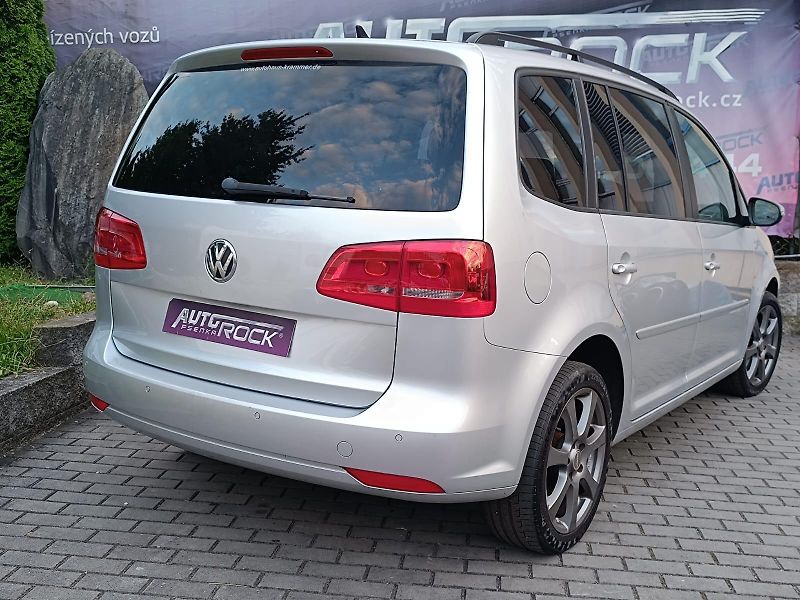 Volkswagen Touran 1.4 TSI/103kW, 7 MÍST, comfort - fotka 6 z 38