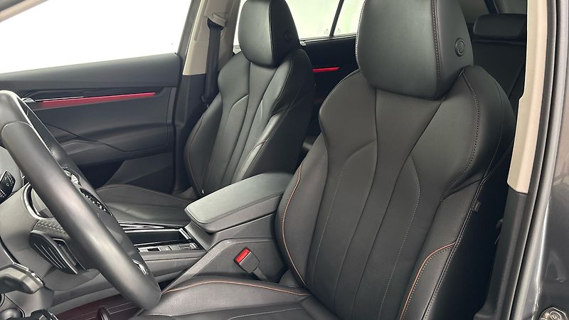 Škoda Enyaq 82 kWh AUT 80x Clever - fotka 15 z 31