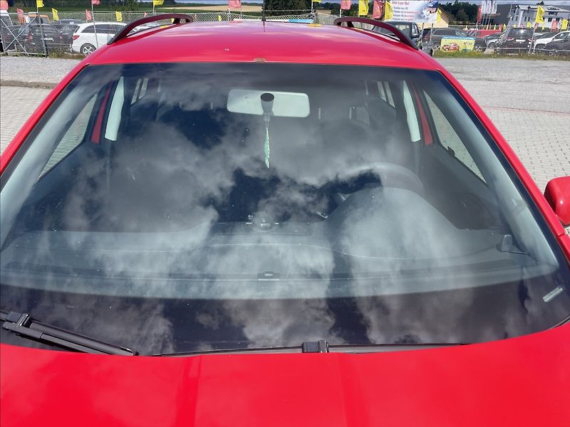 Škoda Octavia 2,0 TDi 103kw BKD Klimatronic - fotka 29 z 35