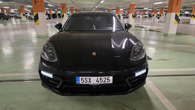 Porsche Panamera (2019) TURBO CERAMIC NOČNÍ PANO MAX - fotka 2 z 16