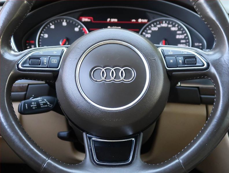 Audi A6 (2012) S line 2.0 TFSI, Automat - fotka 22 z 25