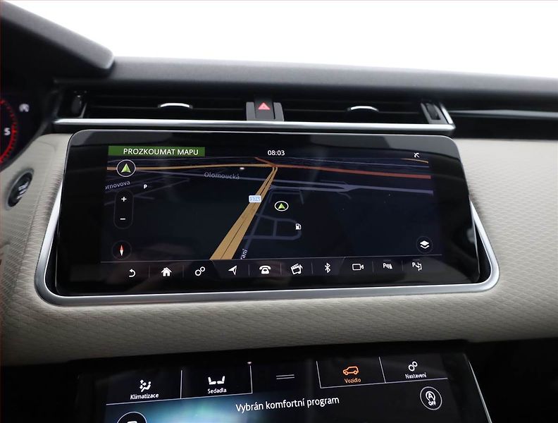 Land Rover Range Rover Velar (2018) D300 - fotka 11 z 23