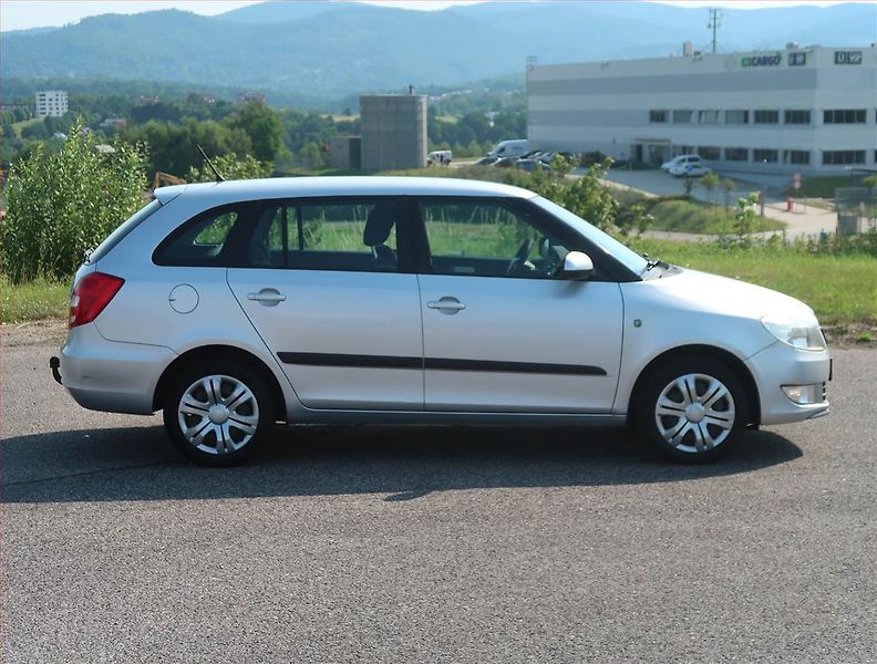 Škoda Fabia (2012) 1.2 TSI - fotka 6 z 13