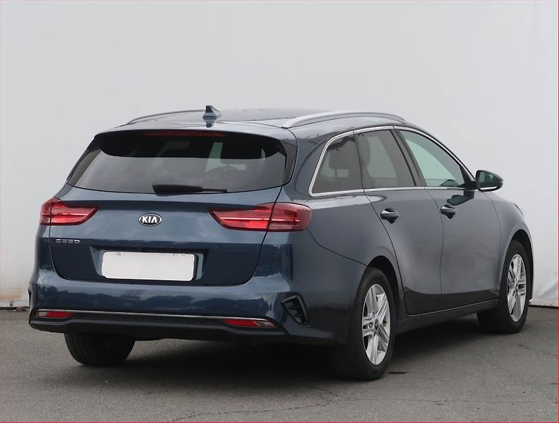 Kia Ceed (2020) 1.4 T-GDI, ČR,1.maj - fotka 5 z 22
