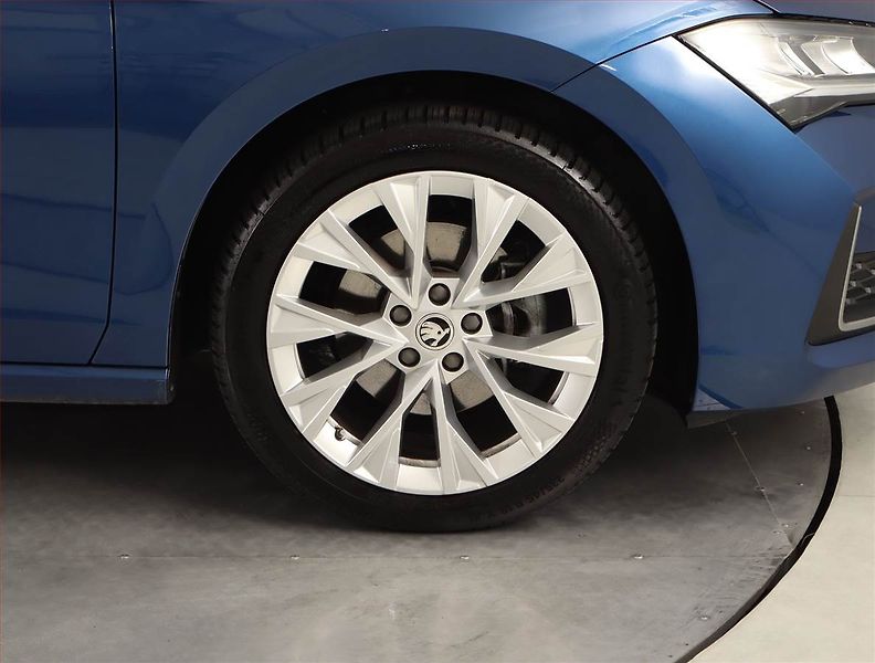 Škoda Superb (2024) 2.0 TDI - fotka 15 z 26