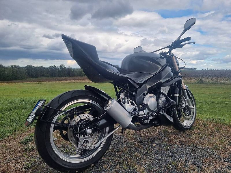 Kawasaki ZXR 400 (1994) - fotka 6 z 10