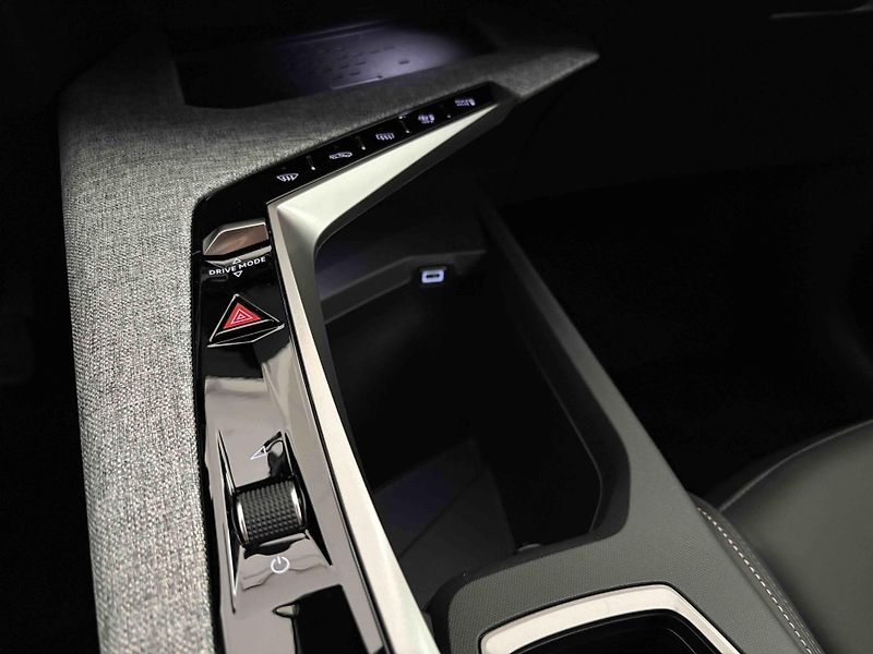 Peugeot 3008 (2026) Business Hybrid 145 e-DCS6 - fotka 20 z 45