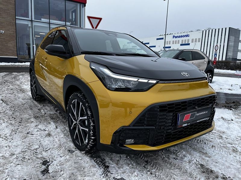 Toyota Aygo 1.5 Hybrid ODBĚR 8/2026 - fotka 2 z 27