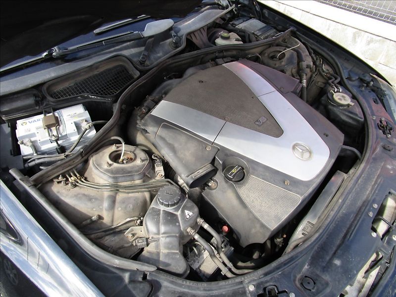 Mercedes-Benz Třídy S S 420CDi V8 AMG - fotka 57 z 59
