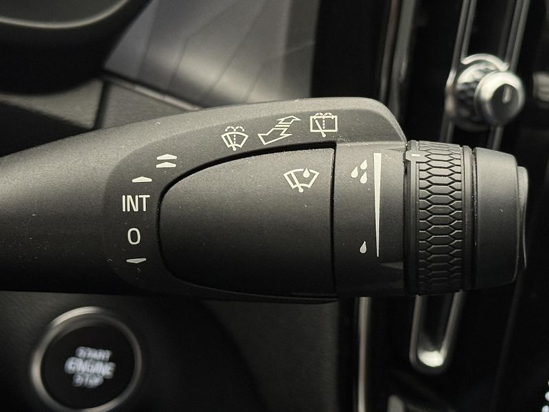 Volvo XC40 T5 RECHARGE CZ - fotka 30 z 48