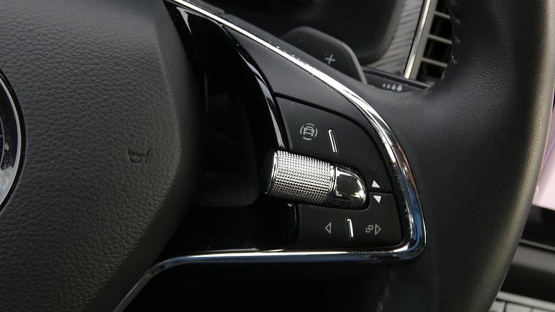 Škoda Kodiaq 2.0 TDI 110 kW Style 4x4 DSG - fotka 13 z 24