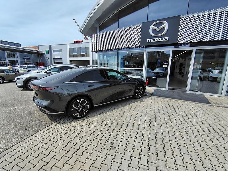 Mazda 6 (2026) EV 245 ps Long Range - fotka 5 z 9