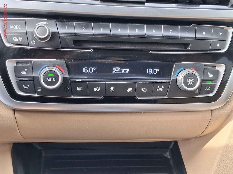 BMW Řada 4 (2017) 2.0 D 420d xDrive, ČR - fotka 15 z 17